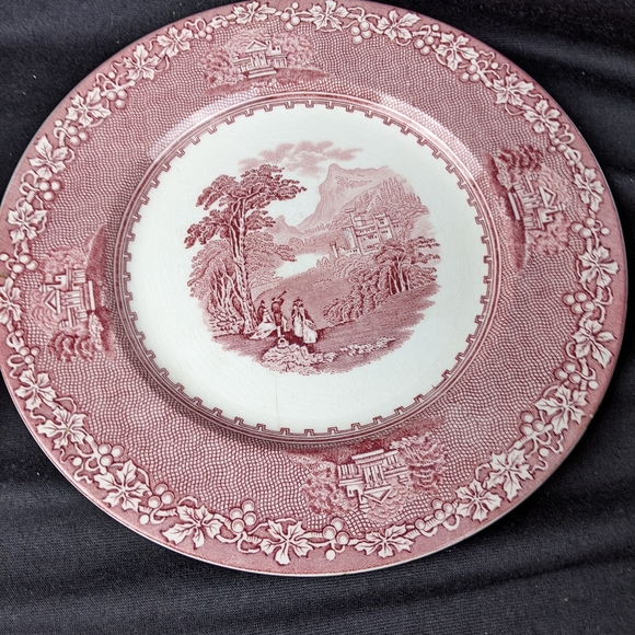 Set of 2 Jenny Lind 1795 redware 10 inch plates - Picture 4 of 9